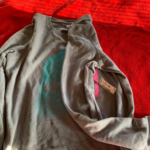 Aeropostel Sweaters - Picture 3 of 3